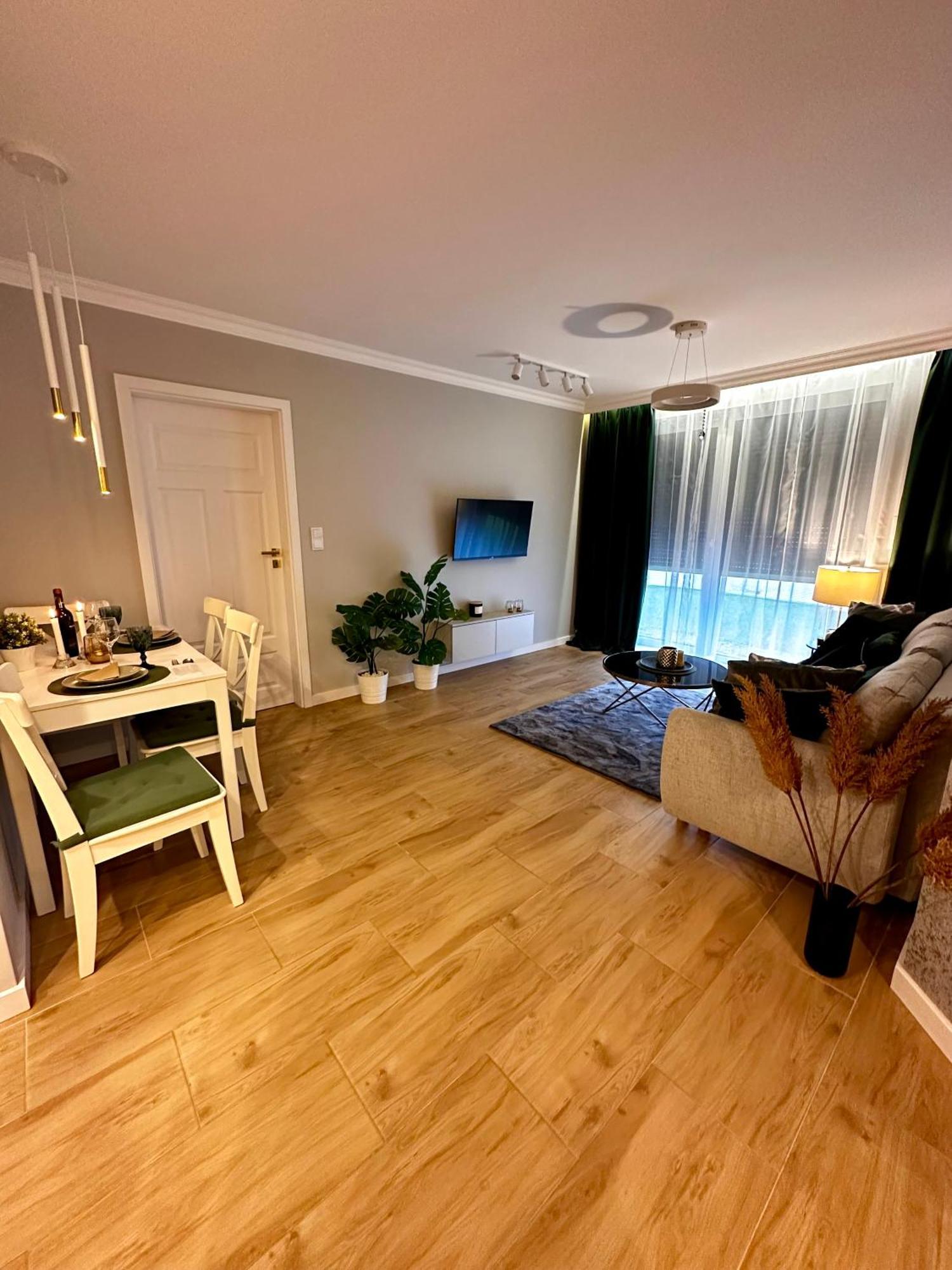 Apartamenty Kielce- Klonowa Nad Zalewem, 1-13 Osob, Faktura, Parking, Centrum Exteriér fotografie